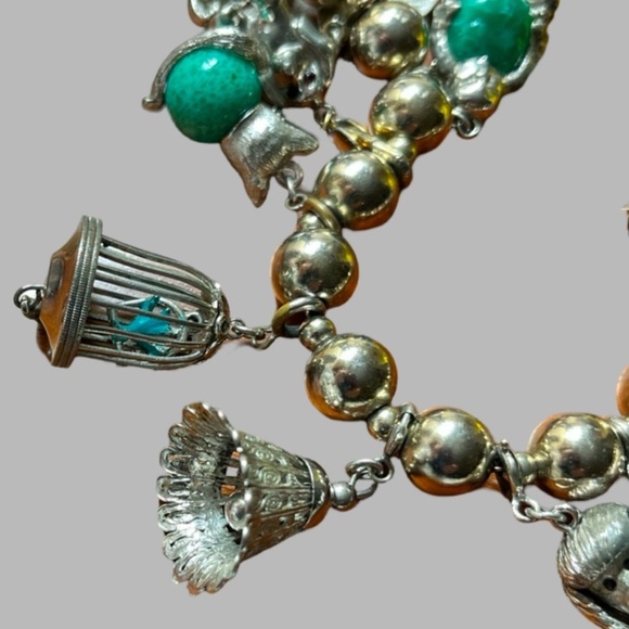 Vintage Monet Bracelet Rare with Charms Silver Tone Signed - Picture 2 of 14